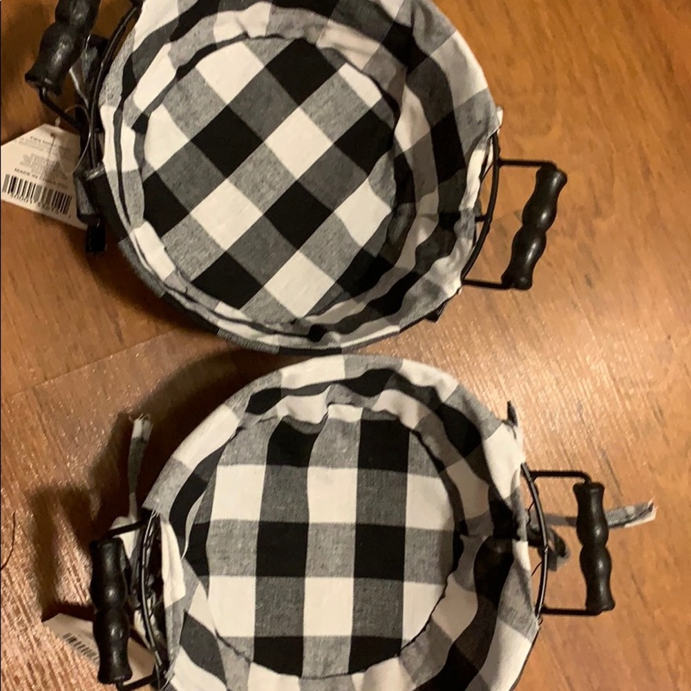 2 New with tag Buffalo check plaid bread baskets!